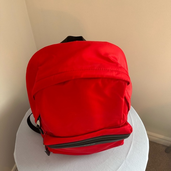 Michael Kors Kent Backpack In Red - Picture 5 of 11